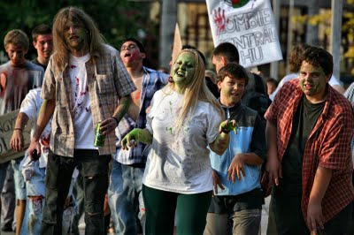 Első Zombi invázió Budapesten! Első Zombi invázió Budapesten!