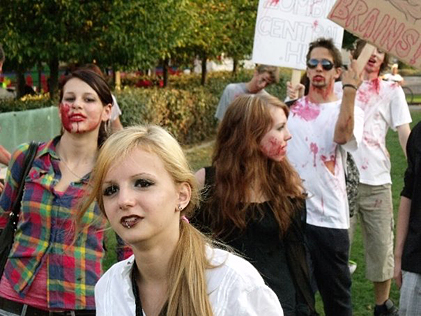 Első Zombi invázió Budapesten! Első Zombi invázió Budapesten!