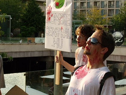 Első Zombi invázió Budapesten! Első Zombi invázió Budapesten!